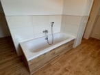 3. OG links_Badewanne - Neubau in traditionsreichem Gebäude