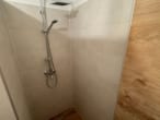 3. OG links_Dusche - Neubau in traditionsreichem Gebäude