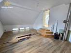 Zimmer 1_OG Nr. 4 - Wohnen im Doppelpack: 2 Häuser – 1 Preis – viel Platz
