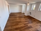 4. OG rechts - Wohnzimmer - Erstbezug nach Wiederaufbau in traditionsreichem Gebäude