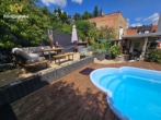 Pool-_Terrassenbereich_1 - Idylle trifft Eleganz – Zweifamilienhaus: Pool, Garten, zwei Wohneinheiten