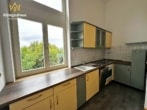 Küche - Wohnen mit Flair – Altbauwohnung im Obergeschoss mit Balkon & Wintergarten