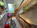 Zugang zum DG - Ein Ort zum Ankommen – Gepflegtes Einfamilienhaus mit möglicher Einliegerwohnung in top Lage